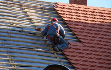 roof tiles Westbrook Hay, Hertfordshire